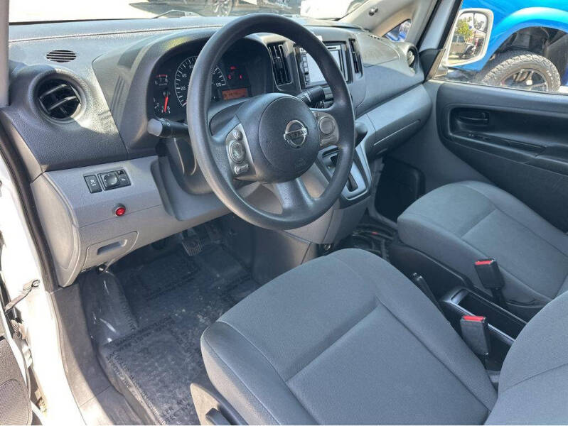 2015 Nissan NV200 SV