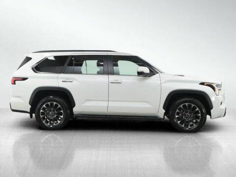 2025 Toyota Sequoia SR5