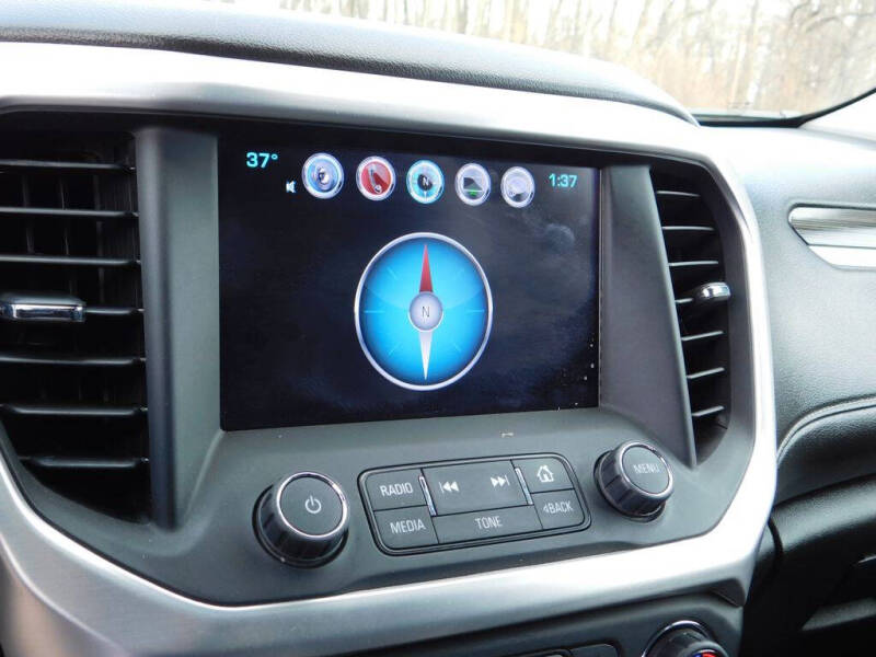 2017 GMC Acadia SLT-1