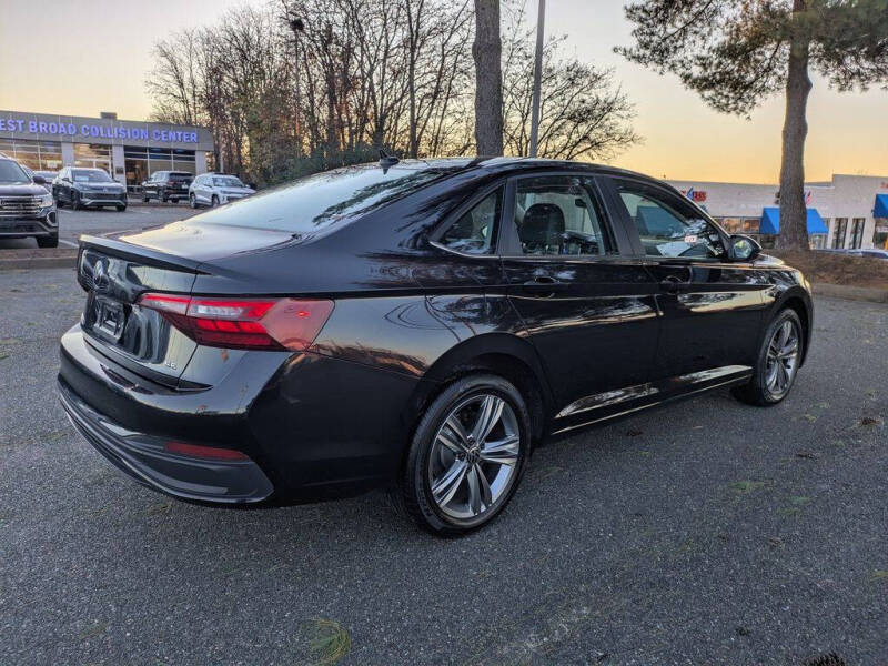 2024 Volkswagen Jetta SE