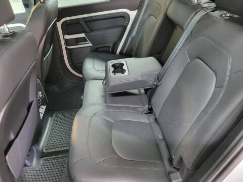 2023 Land Rover Defender 110 30th Anniversary Edition