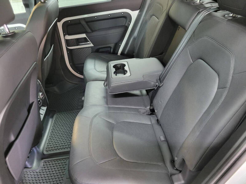 2023 Land Rover Defender 110 30th Anniversary Edition