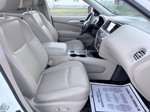 2018 Nissan Pathfinder Platinum