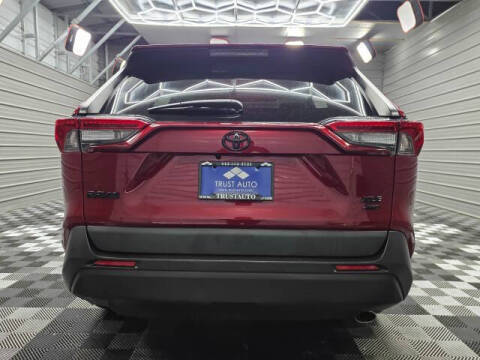 2022 Toyota RAV4 XLE