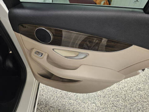 2016 Mercedes-Benz C-Class C 300