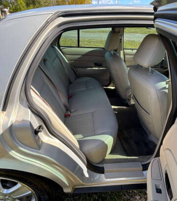 2010 Ford Crown Victoria LX