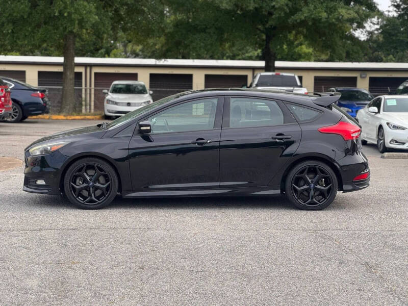 2017 Ford Focus ST