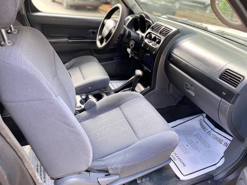 2003 Nissan Frontier XE-V6