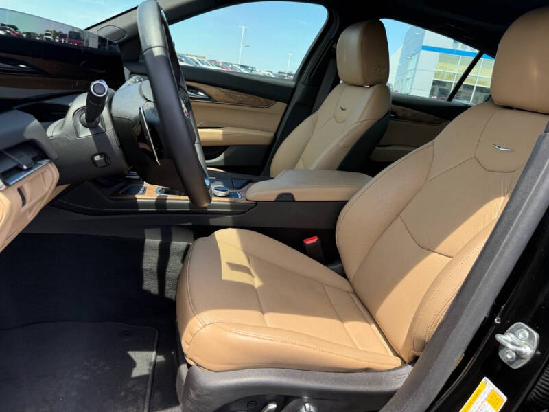2025 Cadillac CT5 Premium Luxury