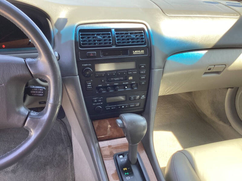 1999 Lexus ES 300