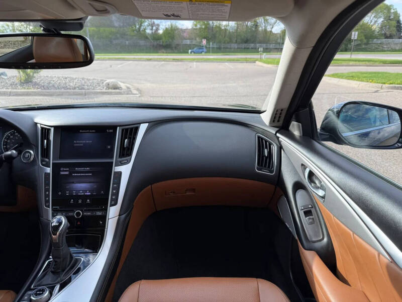2023 Infiniti Q50 Luxe