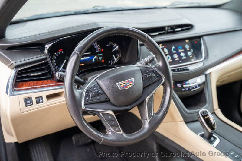 2018 Cadillac XT5 Luxury