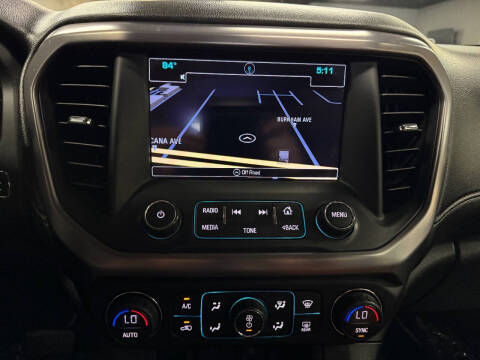 2017 GMC Acadia SLT-1