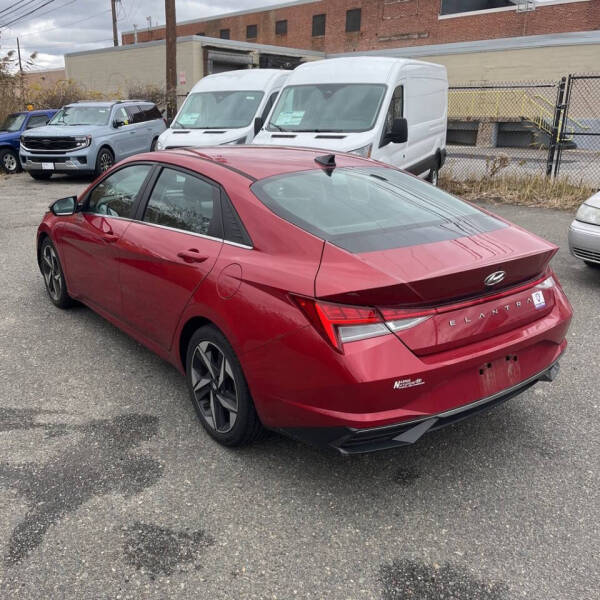 2021 Hyundai Elantra