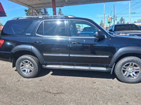 2005 Toyota Sequoia SR5