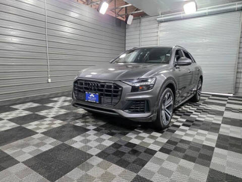 2019 Audi Q8 quattro Prestige 55 TFSI