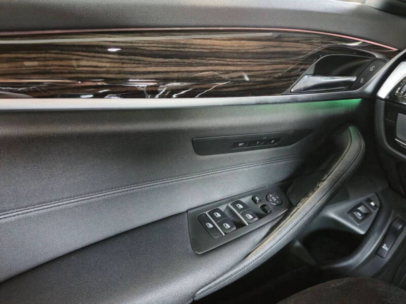 2019 BMW 5 Series 530e iPerformance