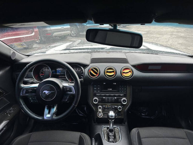 2016 Ford Mustang V6