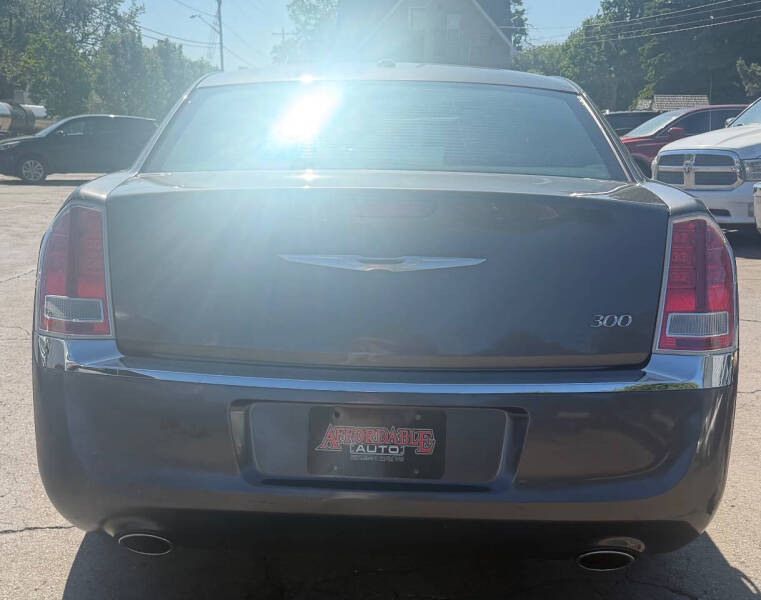 2014 Chrysler 300