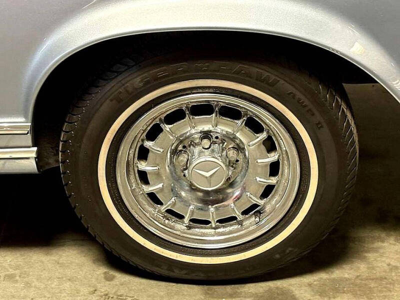 1970 Mercedes-Benz 280-Class