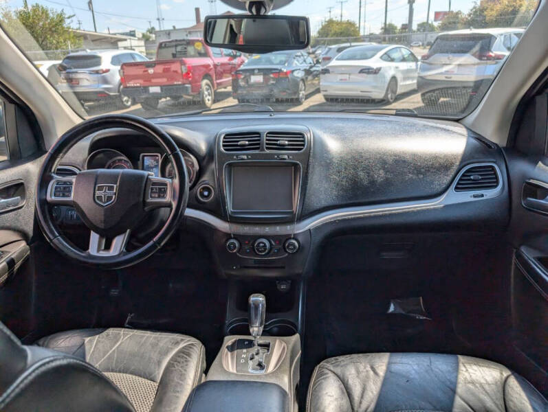 2018 Dodge Journey Crossroad