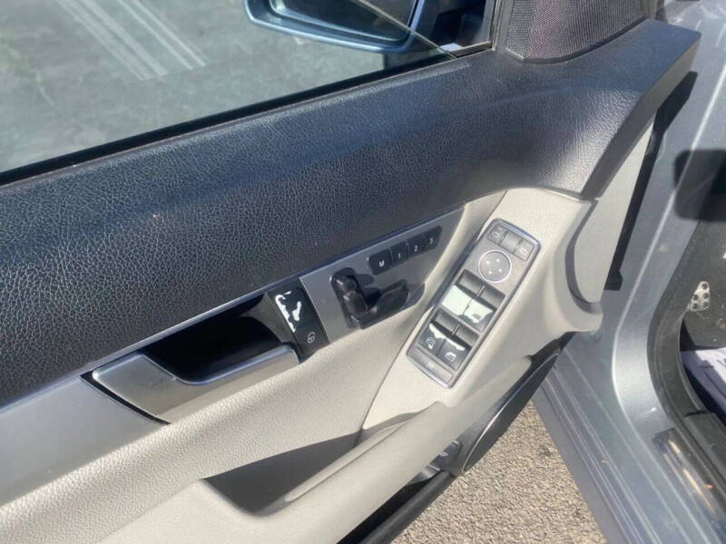 2012 Mercedes-Benz C-Class C 250 Luxury