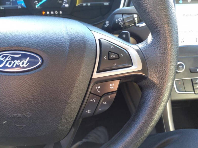 2019 Ford Fusion SE