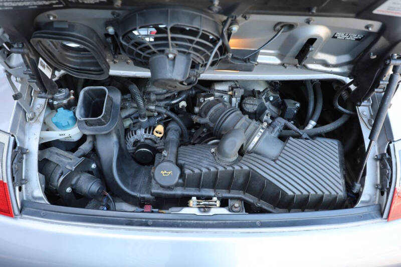 2004 Porsche 911