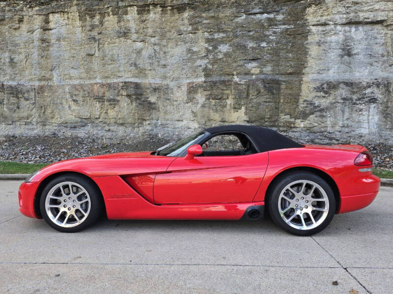 2003 Dodge Viper SRT-10