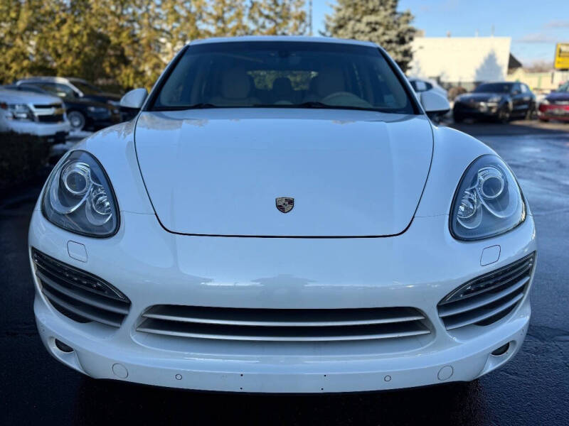 2014 Porsche Cayenne Platinum