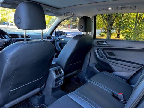 2018 Volkswagen Tiguan 2.0T SEL 4Motion