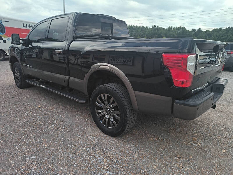 2016 Nissan Titan XD Platinum Reserve