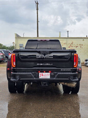 2022 GMC Sierra 3500HD Denali