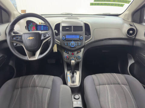 2015 Chevrolet Sonic LT Auto