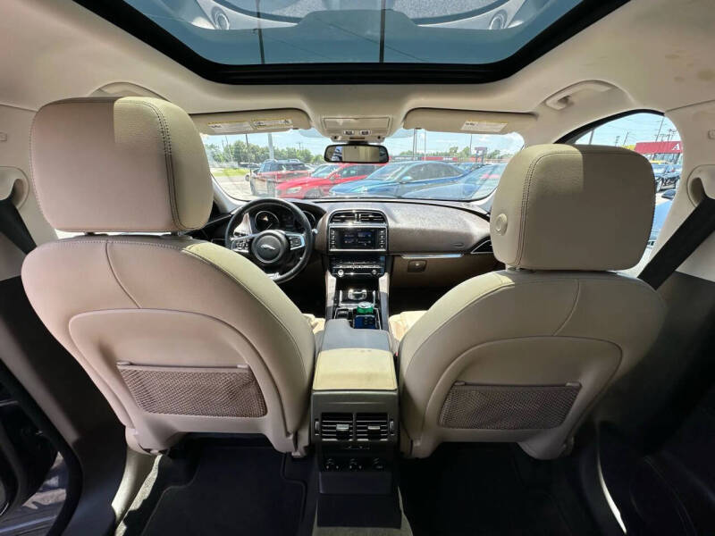 2018 Jaguar F-PACE 35t Prestige