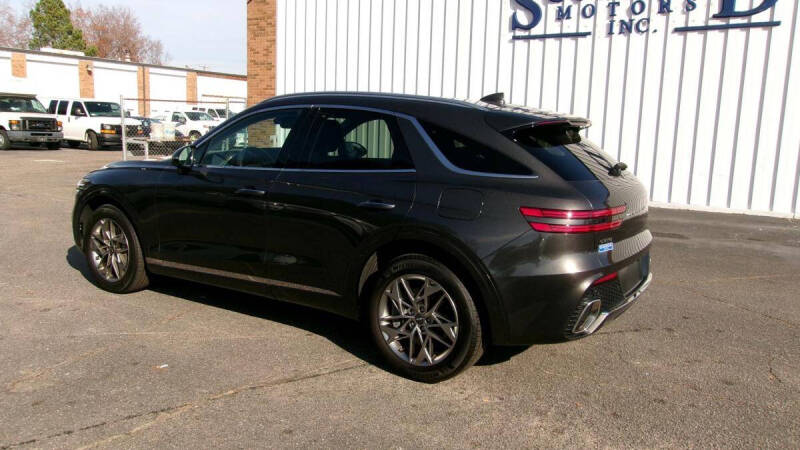 2025 Genesis GV70 2.5T Standard