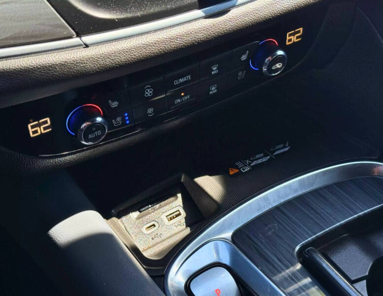 2022 Buick Enclave Premium