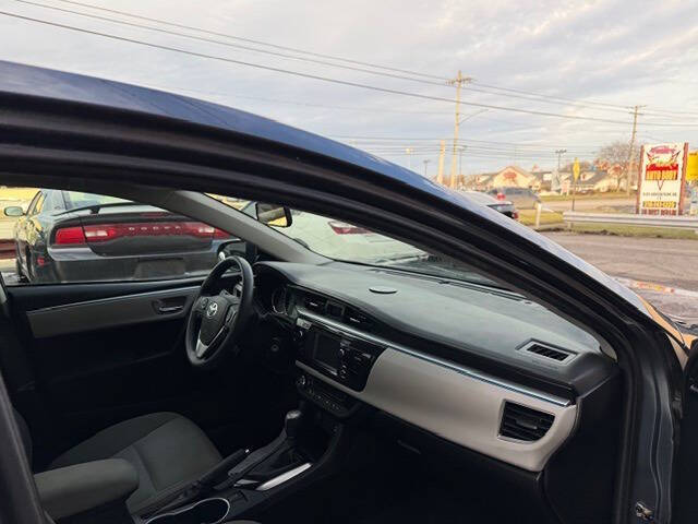 2016 Toyota Corolla LE