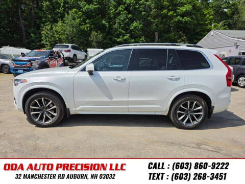 2017 Volvo XC90 T6 Momentum