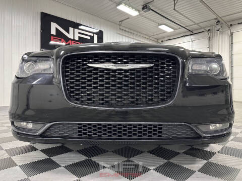 2016 Chrysler 300