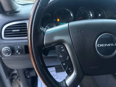 2007 GMC Yukon Denali