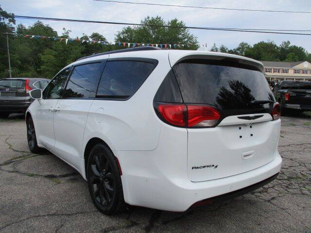 2019 Chrysler Pacifica Touring L