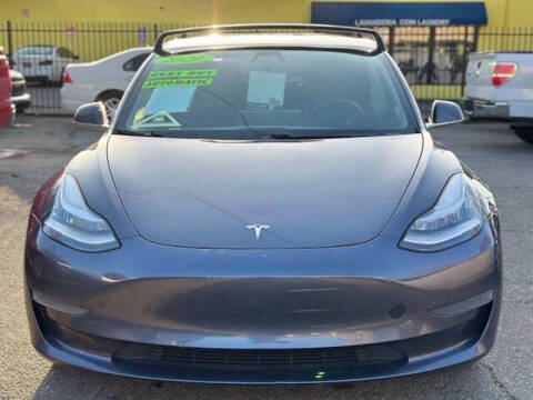 2020 Tesla Model 3 Standard Range Plus