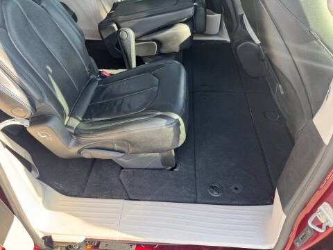 2021 Chrysler Pacifica Touring L