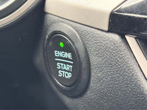 2021 Ford Escape Hybrid SE