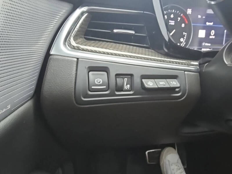 2022 Cadillac XT5 Sport