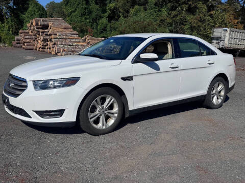 2017 Ford Taurus SEL