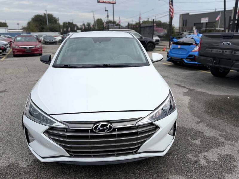 2020 Hyundai Elantra SE