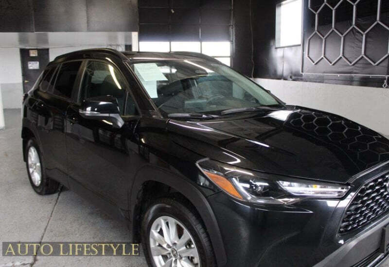 2024 Toyota Corolla Cross LE