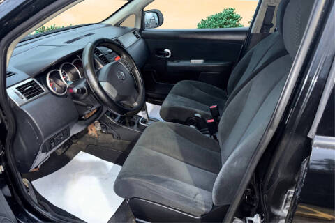 2011 Nissan Versa 1.8 S